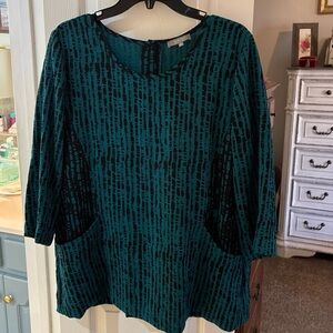 Habitat Teal Black Print Button Back Pleated Front Pockets Tunic Top SZ M